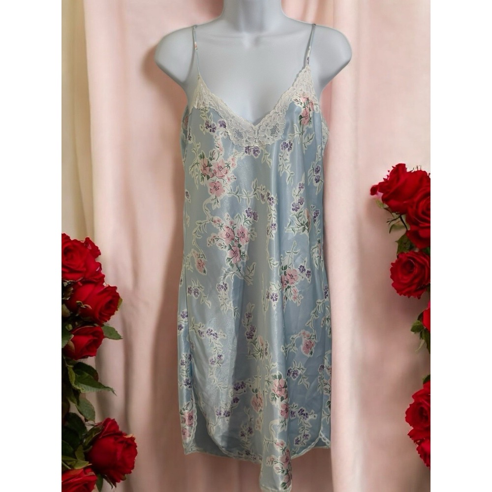Vintage Barbizon Size Large Light Blue Floral Lace Slip Nightgown Mini Dress